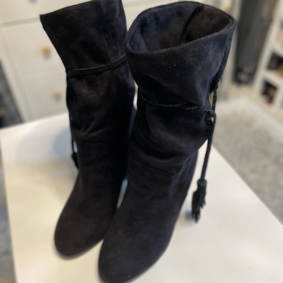 Suede Tassle High Boots - Picture 2 of 3